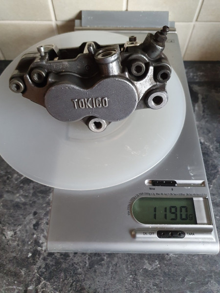 20250323_180133.jpg (215.46 KiB) 79276 mal betrachtet Bremssattel mit Bremsbelägen