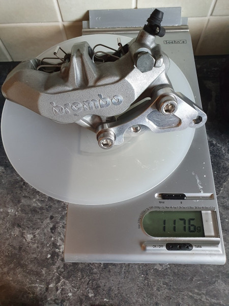 20250314_091342.jpg (280.02 KiB) 79267 mal betrachtet Bremssattel mit Belägen und Adapter